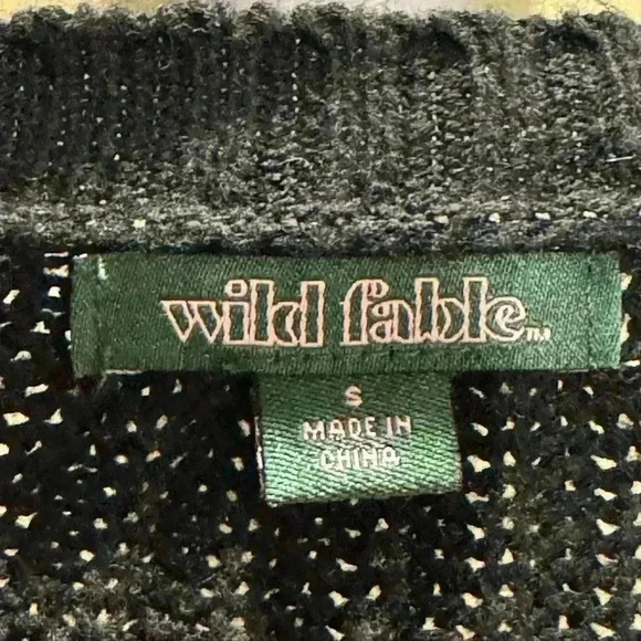 Wild Fable Black Vneck knit sweater - Size small - Picture 2 of 4